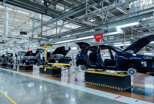 2021車圈熱詞盤點 華為、混動、OTA，個個火遍汽車圈